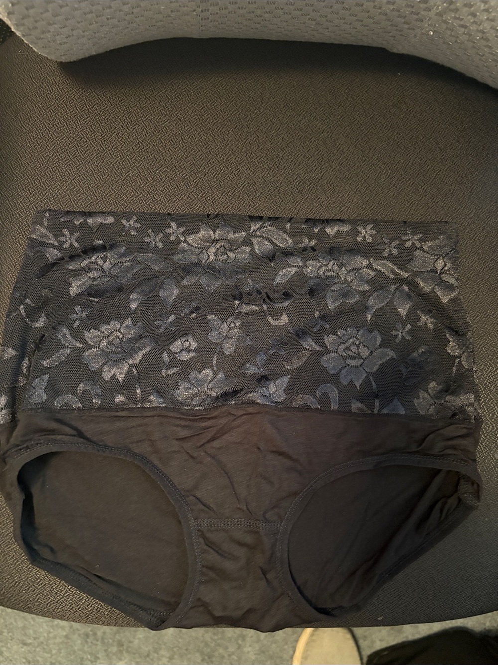 1 pair High-Waist shapers Floral Lace Panel Briefs - Black size large